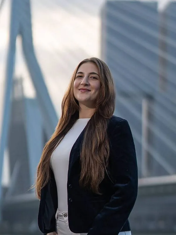 Portrait photo of Giulia Falcone, Старши бизнес консултант at Intercompany Solutions in Rotterdam, the Netherlands