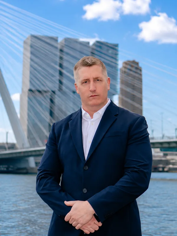 Portrait photo of Wilbian Verkroost, Счетоводен мениджър at Intercompany Solutions in Rotterdam, the Netherlands